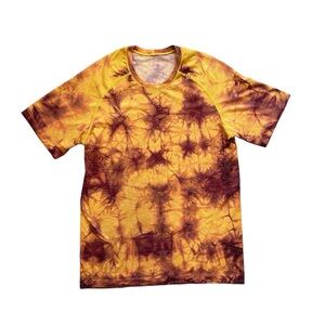 LULULEMON Men’s Orange Tye Dye Metal Vent Tech Short Sleeve Shirt Size Medium